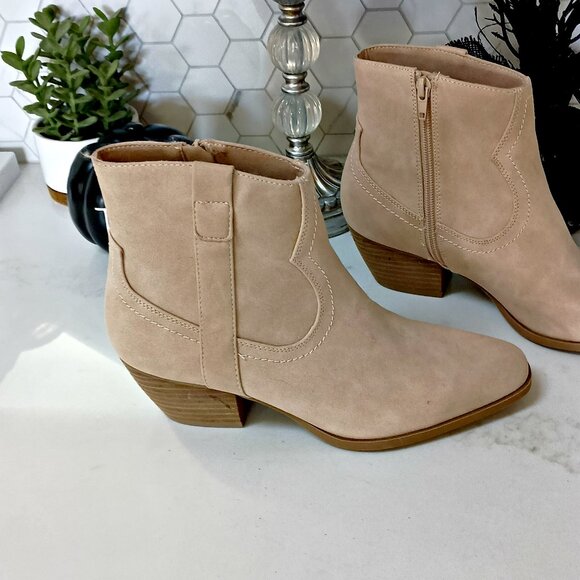 NEW! DOLCE VITA Perdue ANKLE BOOTS SZ 9 - Picture 3 of 4